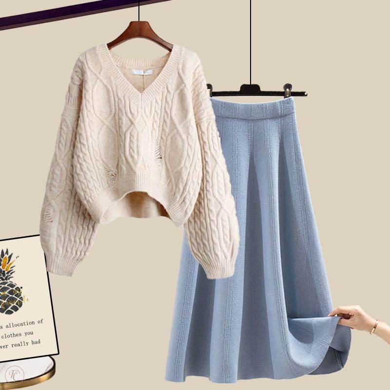 アイボリー/セーター+ブルー/スカート